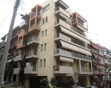 Apartment block in Toumpa